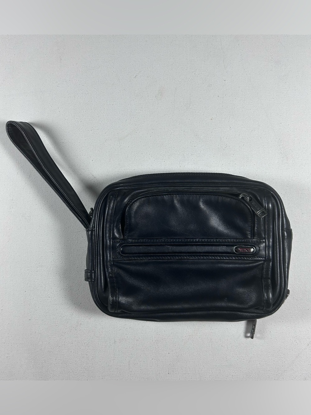 Tumi Nappa Leather Travel Toiletry Dopp Bag Black Zip Around Men’s 92104D4 RARE